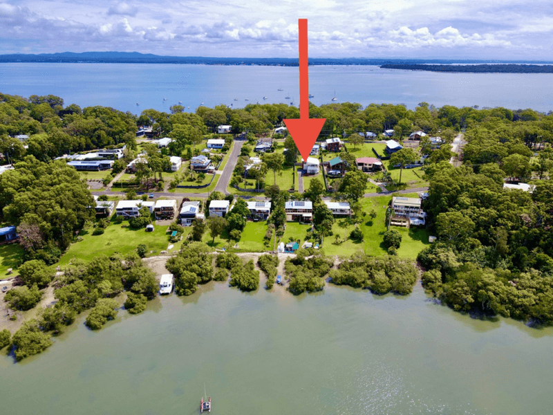 52 beelong Street, Macleay Island, QLD 4184