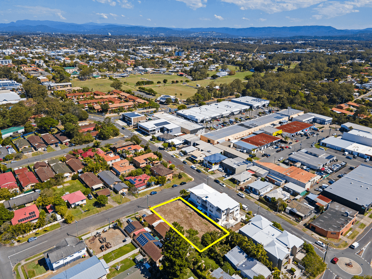 21-23 Shillito Street, SOUTHPORT, QLD 4215