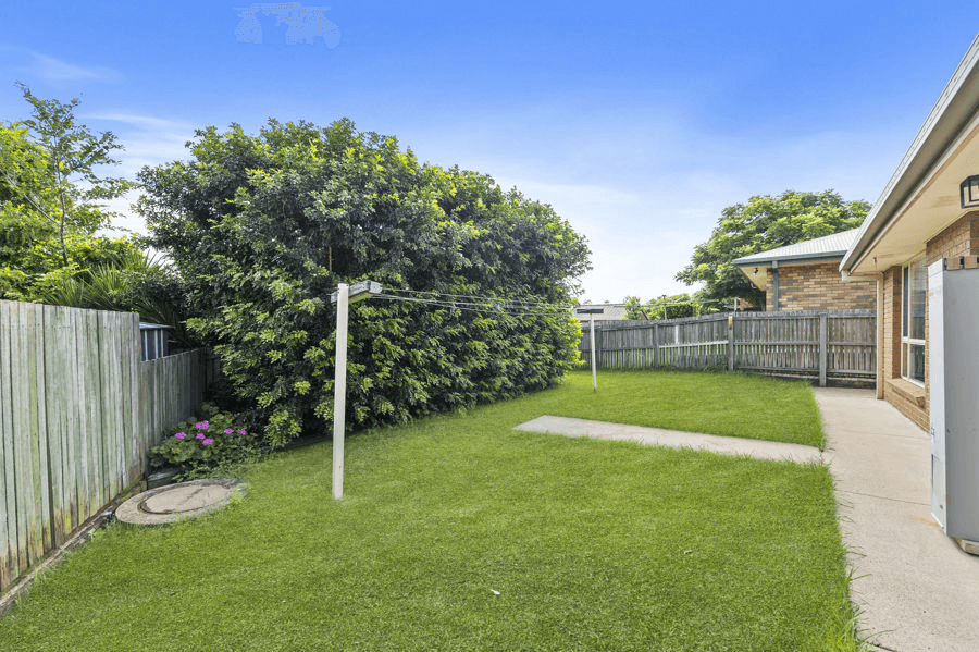 8 Dianthus Place, FLINDERS VIEW, QLD 4305