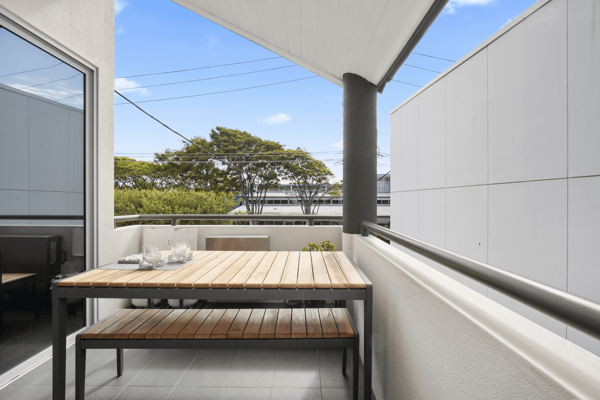 1/14 Lawson Street, SOUTHPORT, QLD 4215