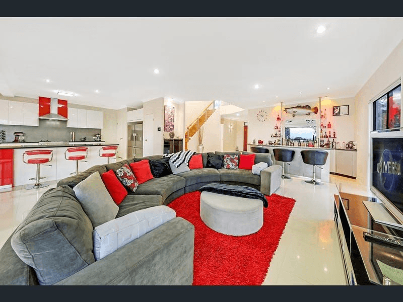 72 CORDYLINE DRIVE, REEDY CREEK, QLD 4227