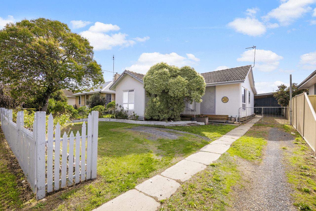 28 Elizabeth Street, HORSHAM, VIC 3400