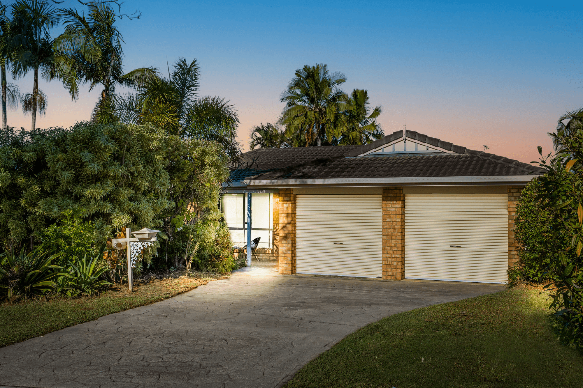 8 Magna Place, BRACKEN RIDGE, QLD 4017