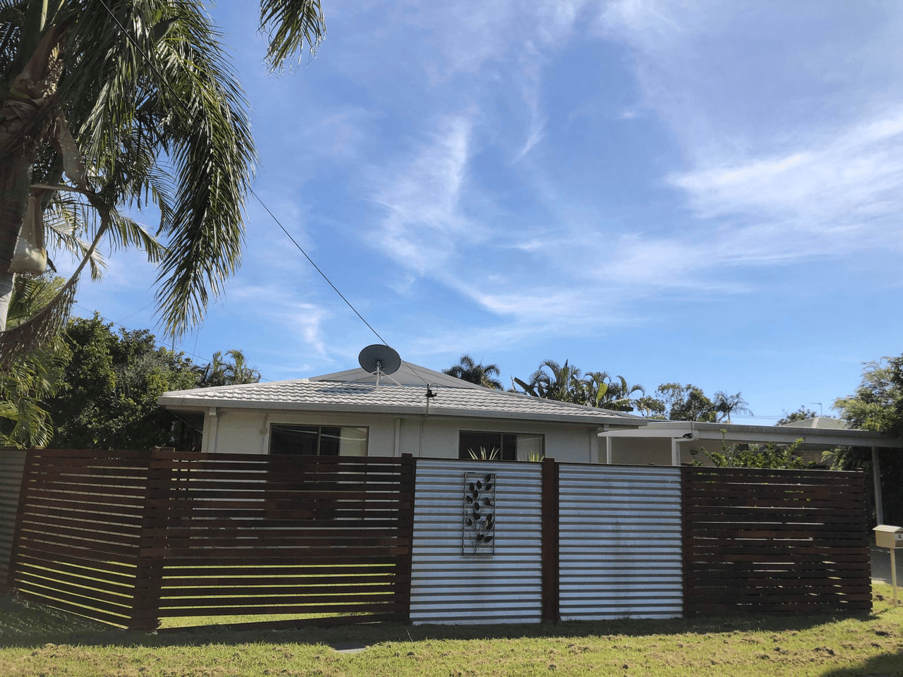 6 SEAL Street, BOYNE ISLAND, QLD 4680