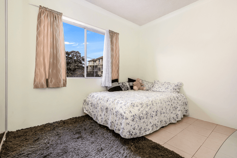 11/186-188 Sandal Crescent, CARRAMAR, NSW 2163