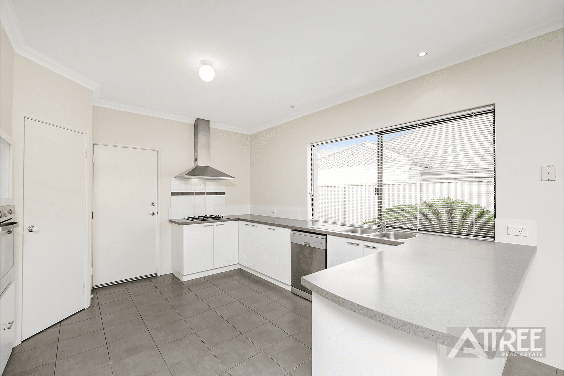 5 The Grandstand, HARRISDALE, WA 6112