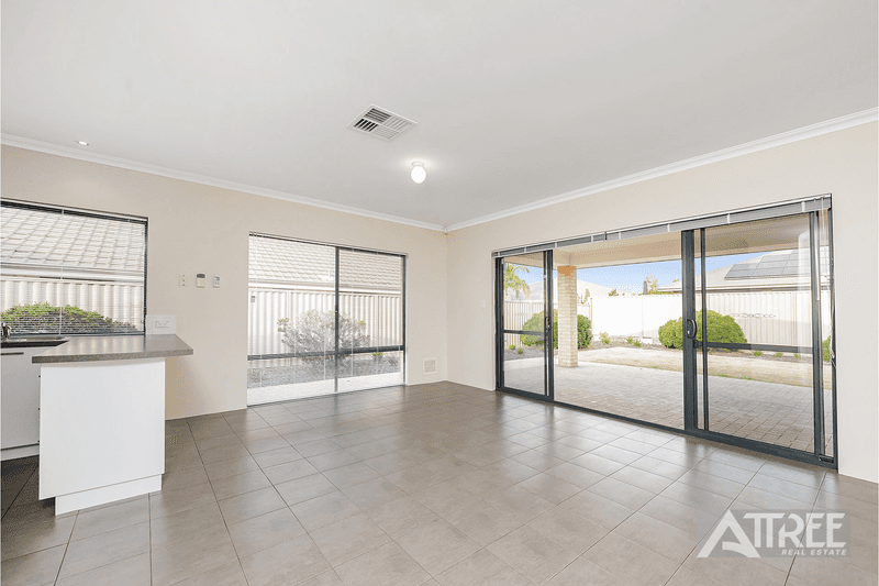 5 The Grandstand, HARRISDALE, WA 6112