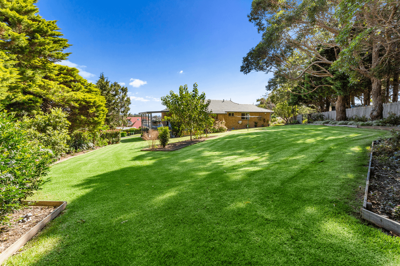 2a David Smith Place, KIAMA HEIGHTS, NSW 2533