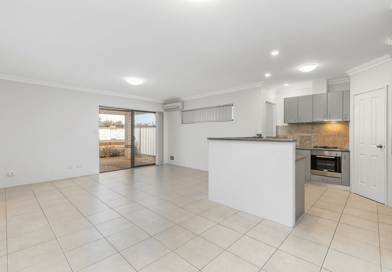 4/82 Rangeview Road, LANDSDALE, WA 6065