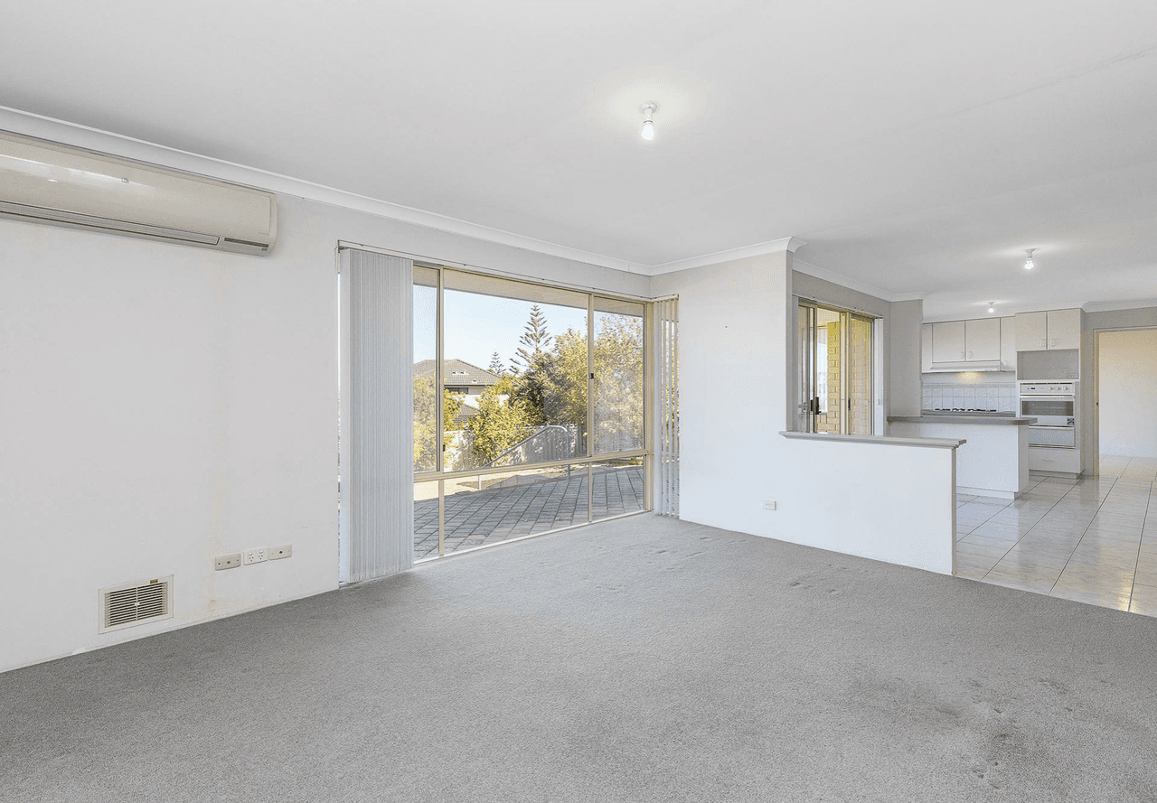 40 Mooring Crescent, OCEAN REEF, WA 6027