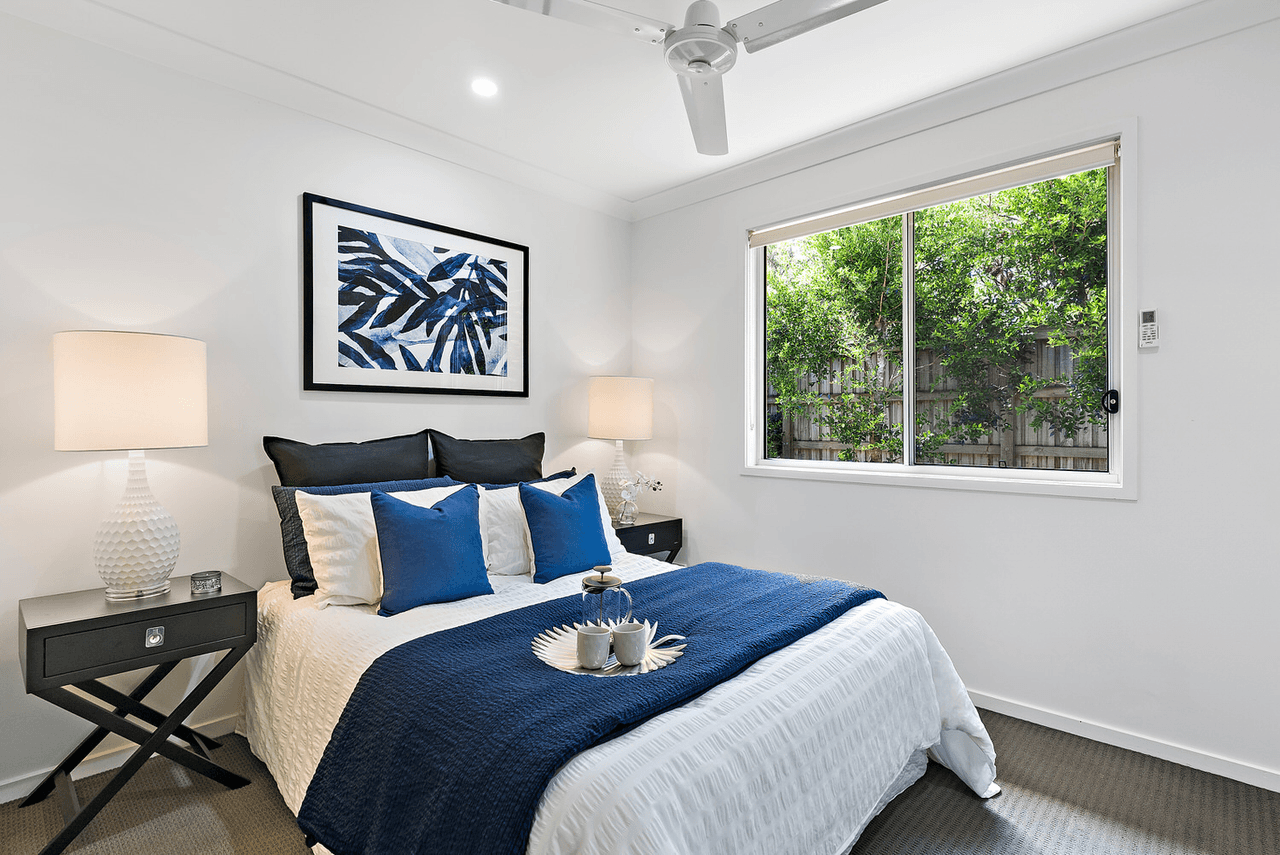 2/7 Rowley Close, GLASS HOUSE MOUNTAINS, QLD 4518