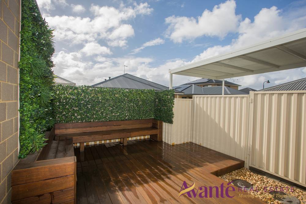 103 Bartram Rd, Success, WA 6164