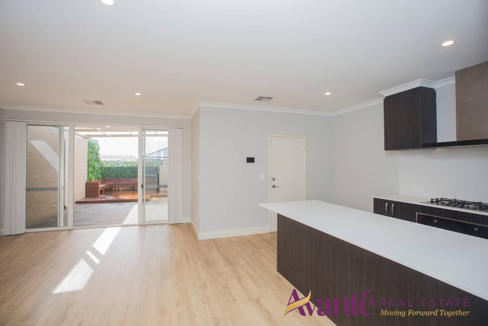 103 Bartram Rd, Success, WA 6164