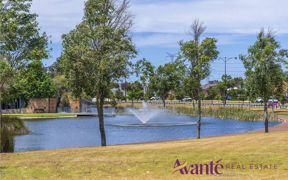 103 Bartram Rd, Success, WA 6164