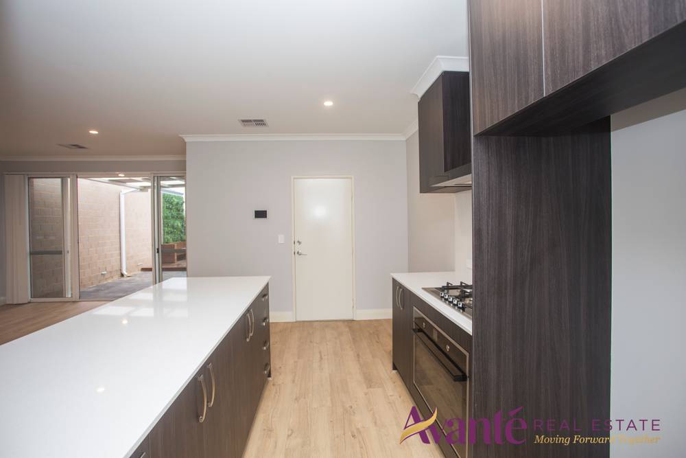 103 Bartram Rd, Success, WA 6164
