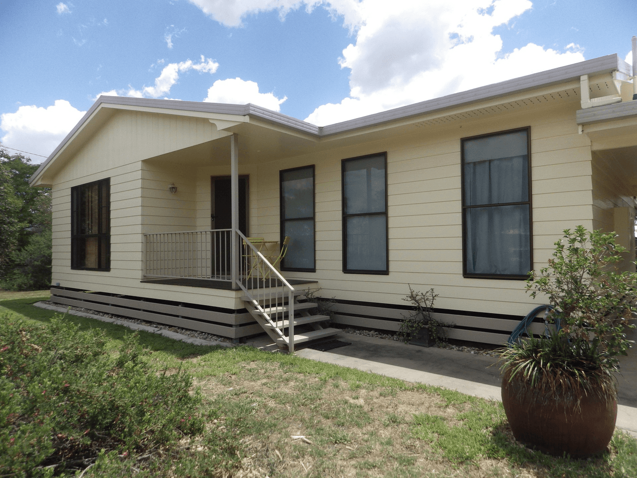 15 Everingham Avenue, ROMA, QLD 4455