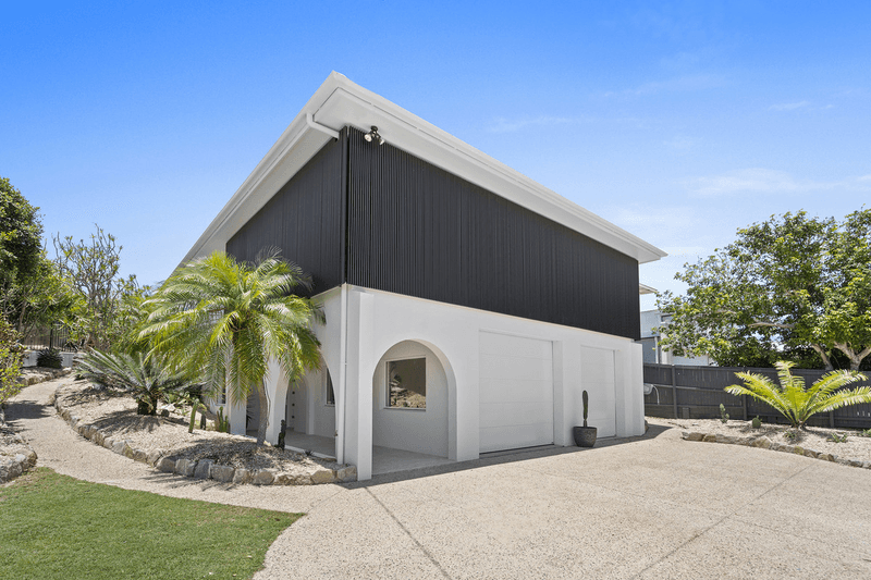 242 David Low Way, Peregian Beach, QLD 4573