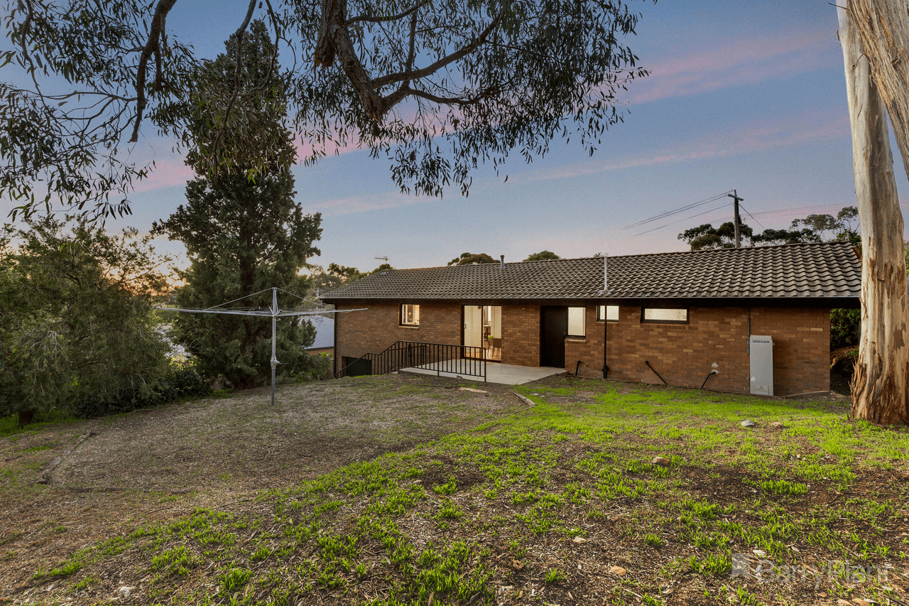 38 Friswell Avenue, Flora Hill, VIC 3550