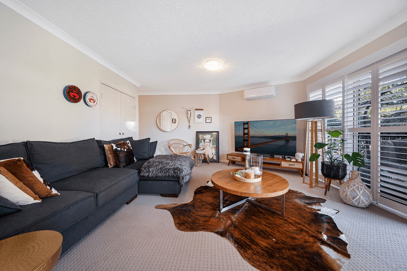 4/10 Caroline Street, WOODY POINT, QLD 4019