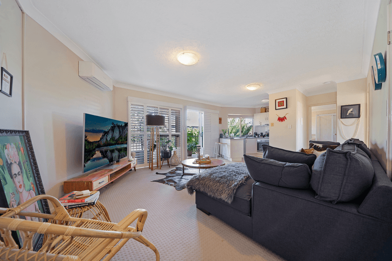 4/10 Caroline Street, WOODY POINT, QLD 4019