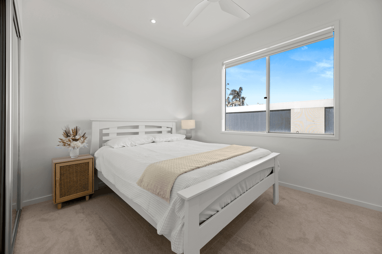 121 Seagull Avenue, MERMAID BEACH, QLD 4218