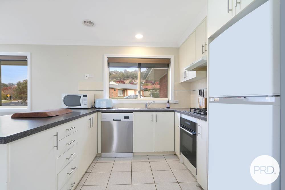 2/54 Grandview Terrace, EAST ALBURY, NSW 2640
