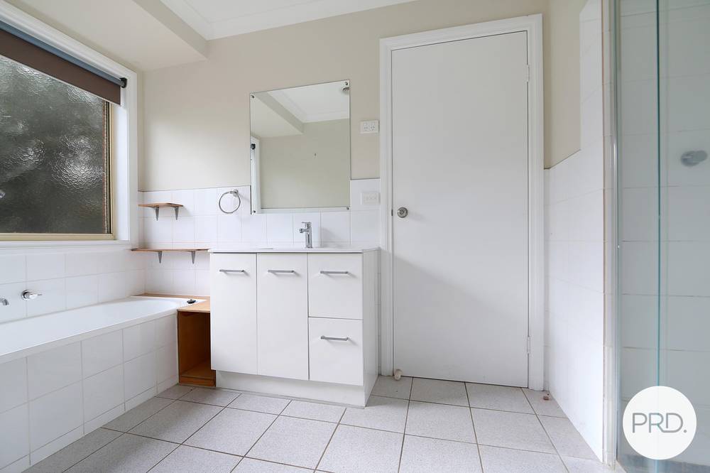 2/54 Grandview Terrace, EAST ALBURY, NSW 2640