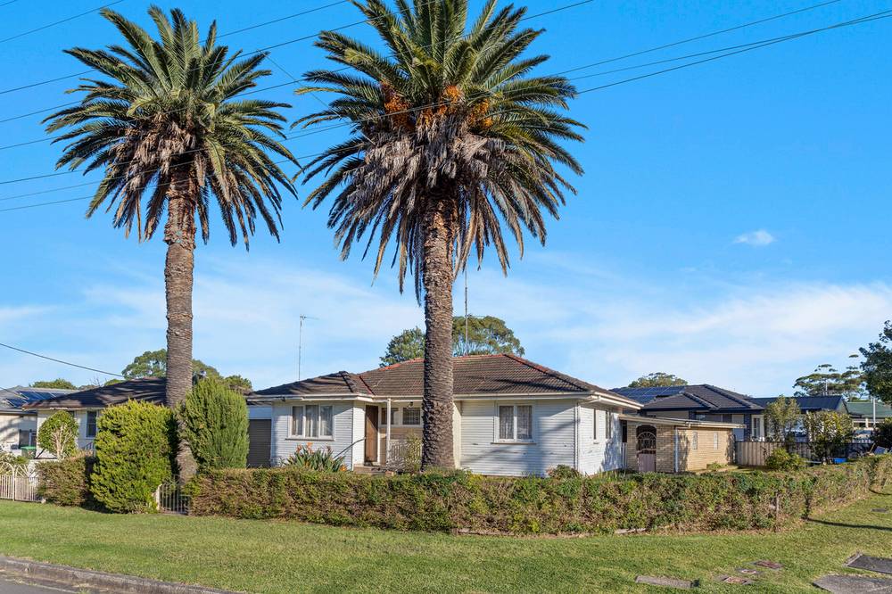 12 Thomas Street, LAKE ILLAWARRA, NSW 2528