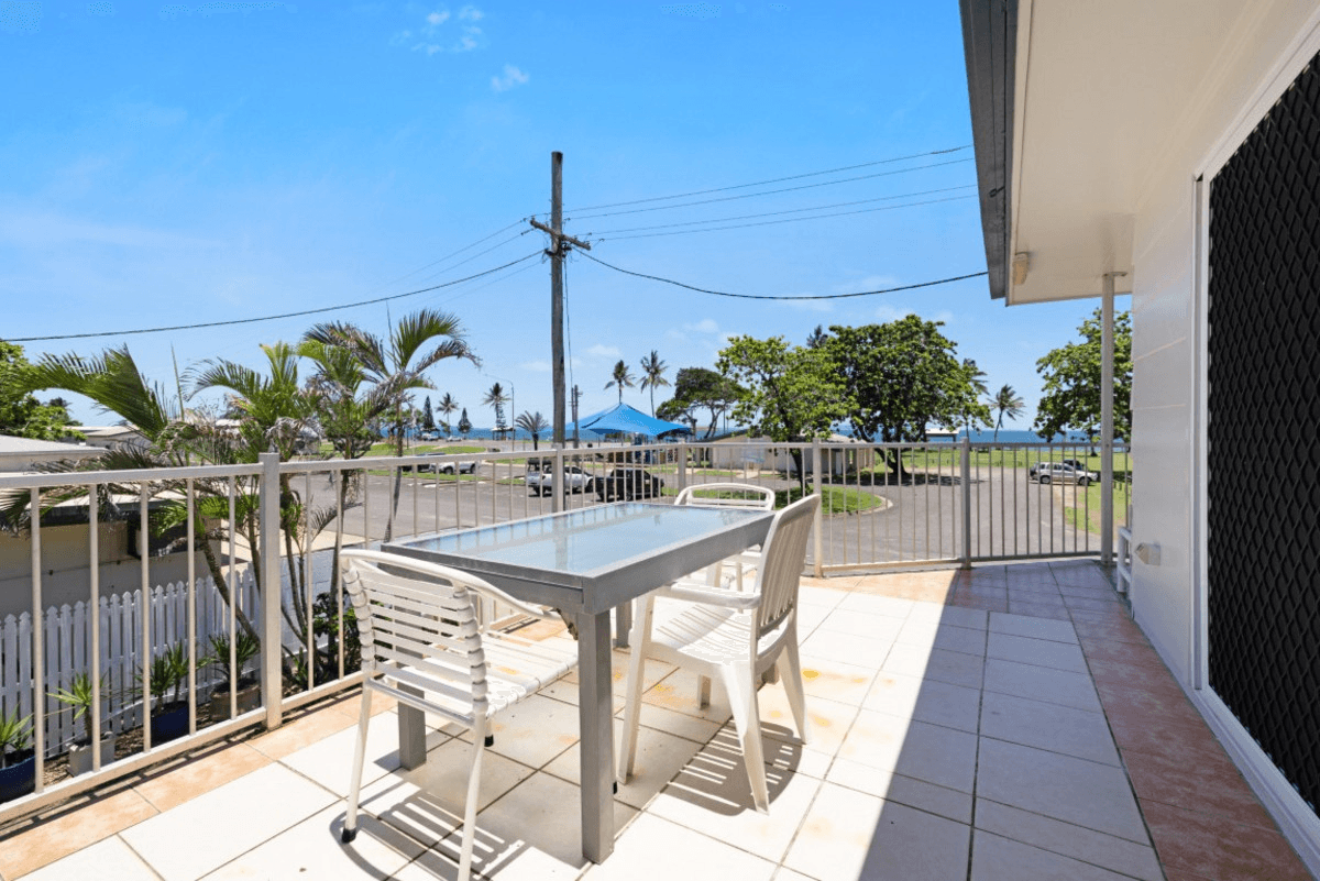 8 Palm Street, Forrest Beach, QLD 4850