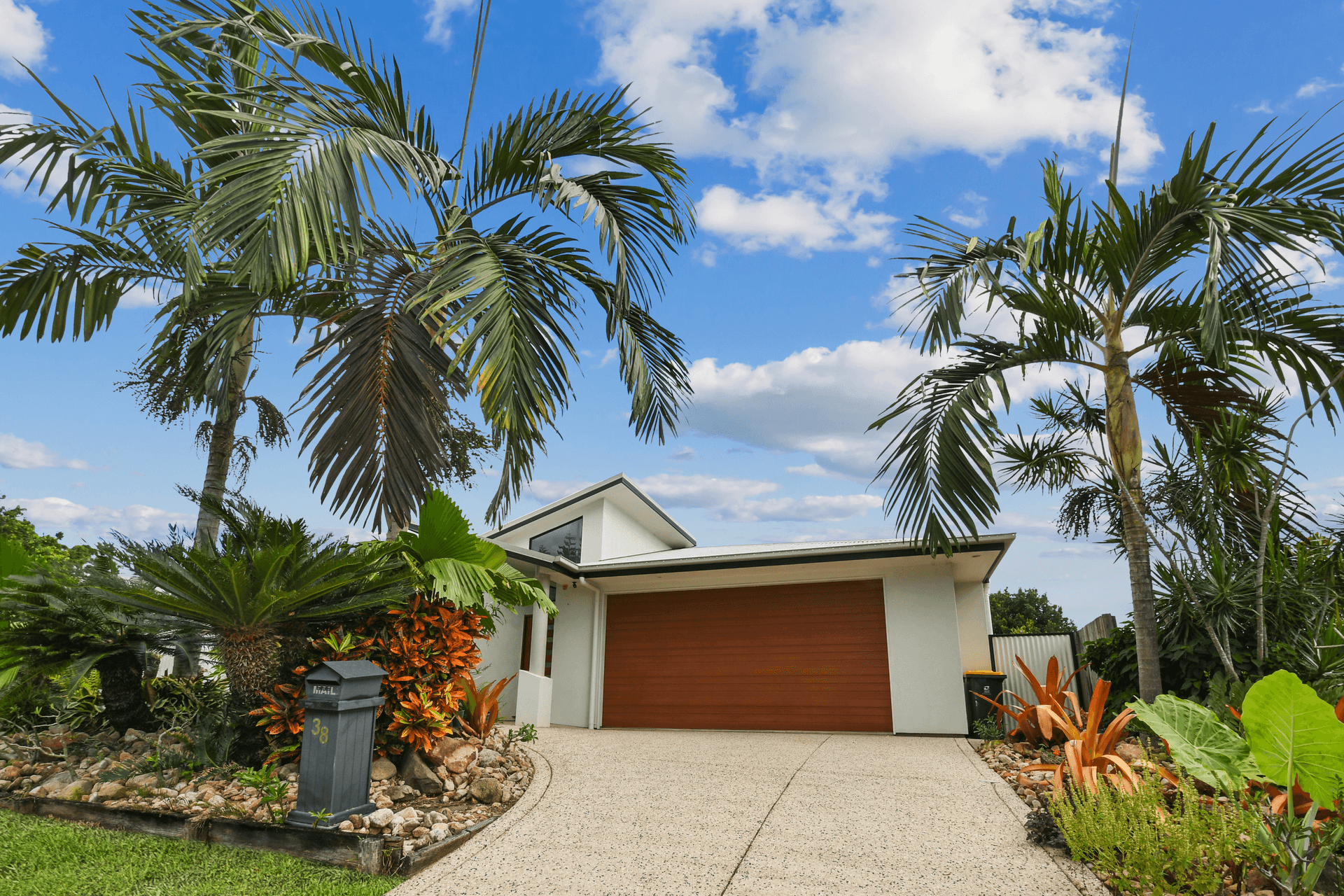 38 Paynters Pocket Avenue, Palmwoods, QLD 4555