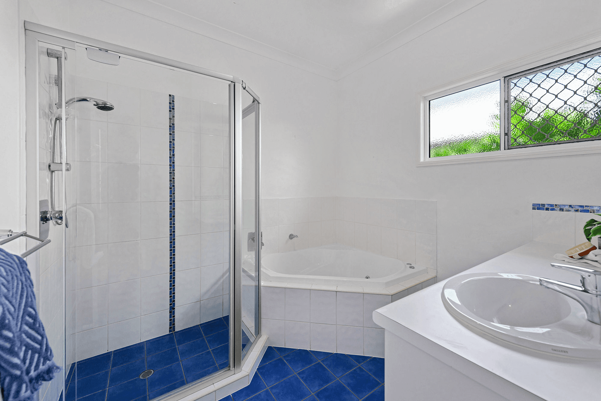 13 Belgamba Street, LOTA, QLD 4179