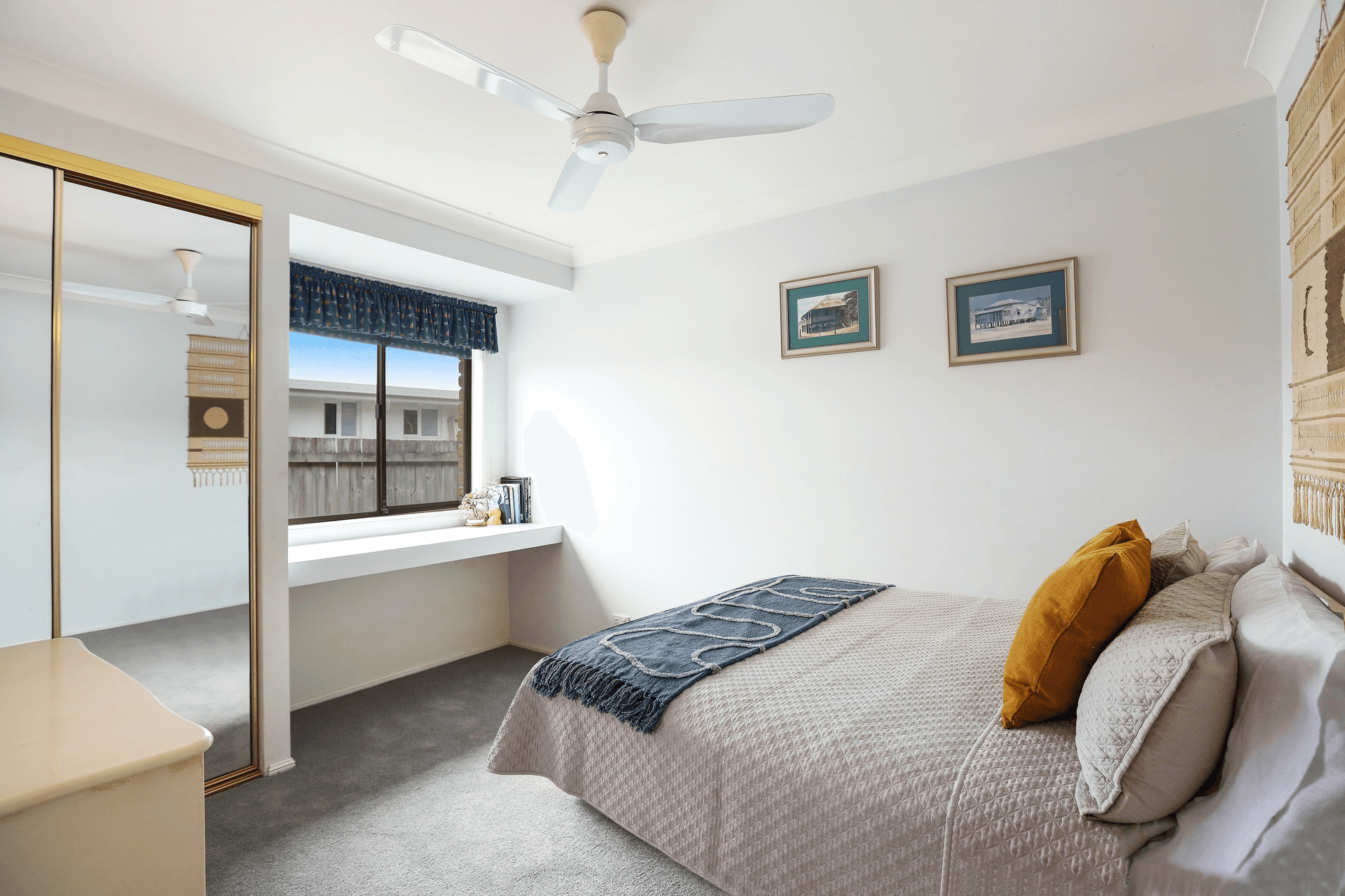 28 Honeyeater Drive, Burleigh Waters, QLD 4220