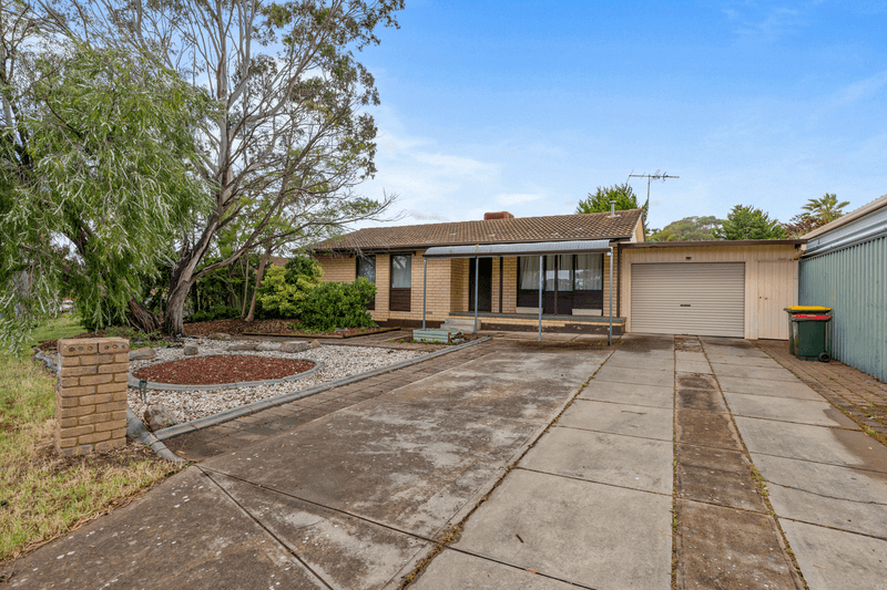 15 Hawker Crescent, ELIZABETH EAST, SA 5112