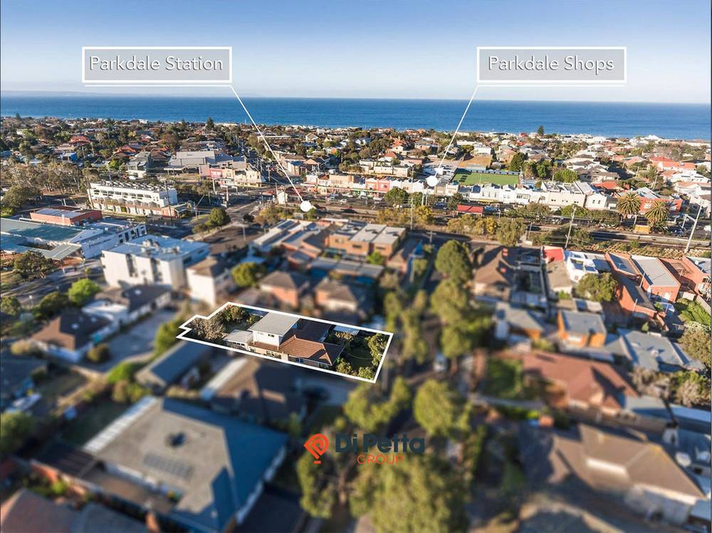 4 Stewart Avenue, Parkdale, VIC 3195