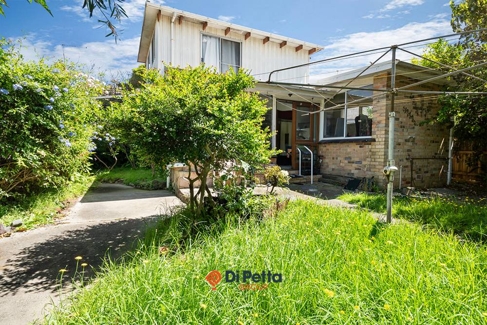 4 Stewart Avenue, Parkdale, VIC 3195
