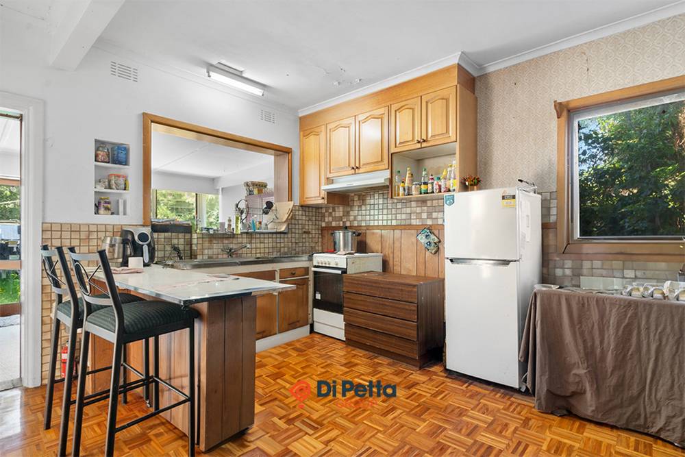 4 Stewart Avenue, Parkdale, VIC 3195