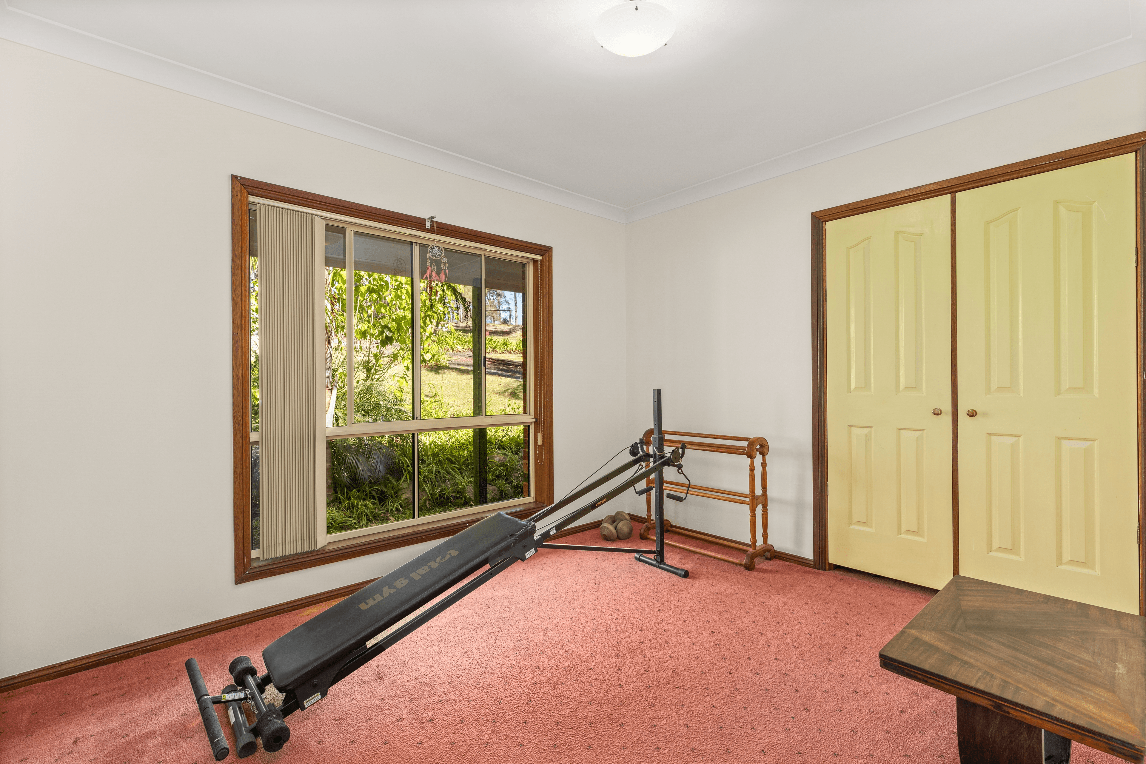 24 Mcarthur Drive, Falls Creek, NSW 2540