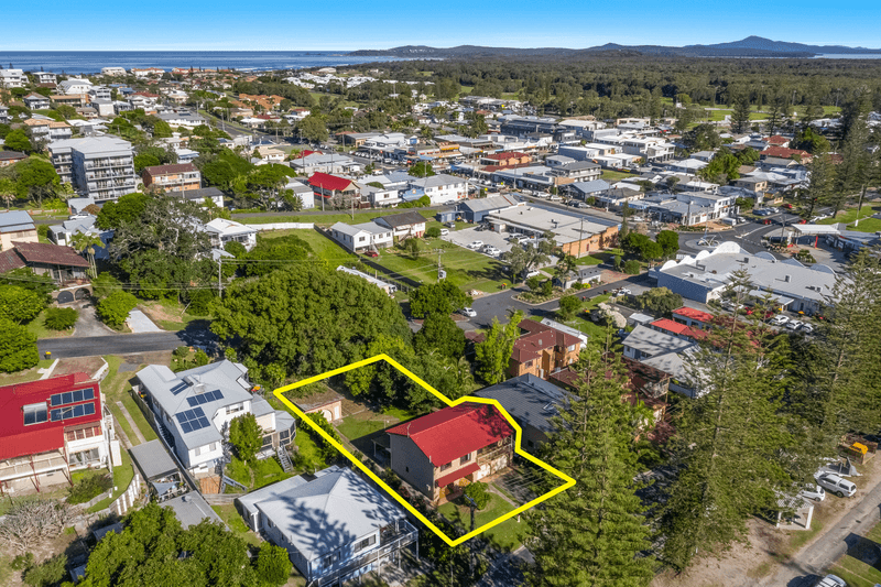 4 Harbour Street, YAMBA, NSW 2464