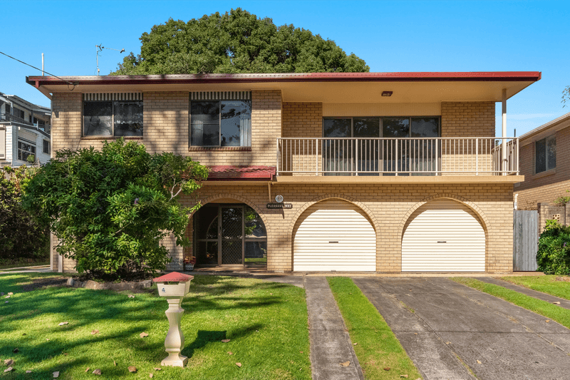 4 Harbour Street, YAMBA, NSW 2464