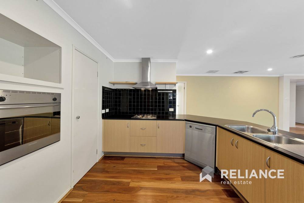 34 Machair Drive, Point Cook, VIC 3030