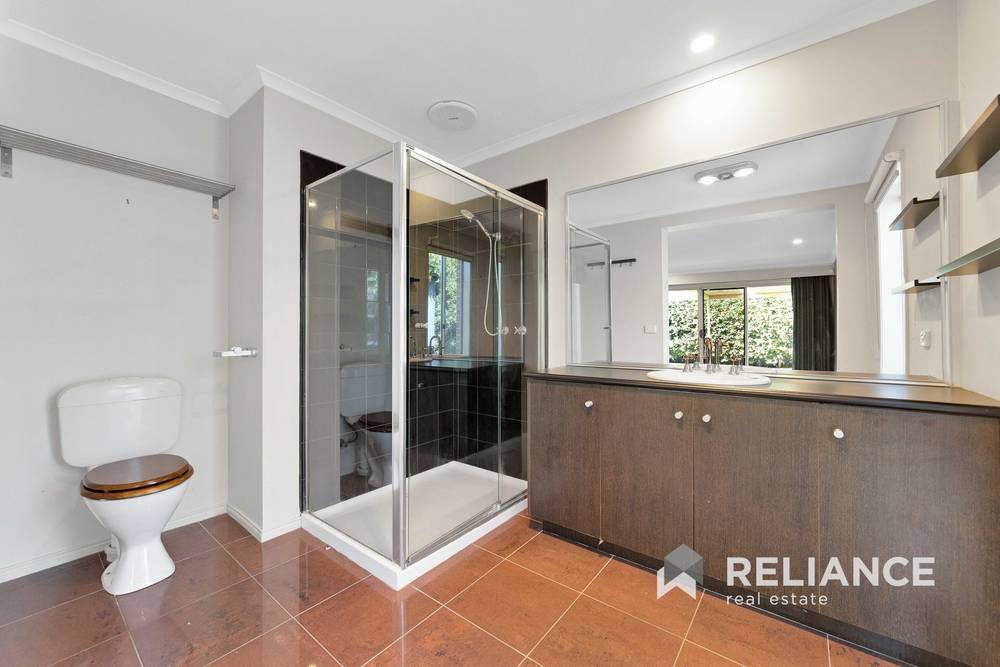 34 Machair Drive, Point Cook, VIC 3030