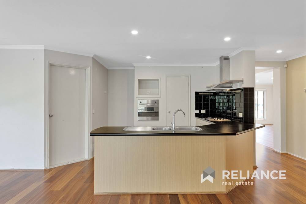 34 Machair Drive, Point Cook, VIC 3030