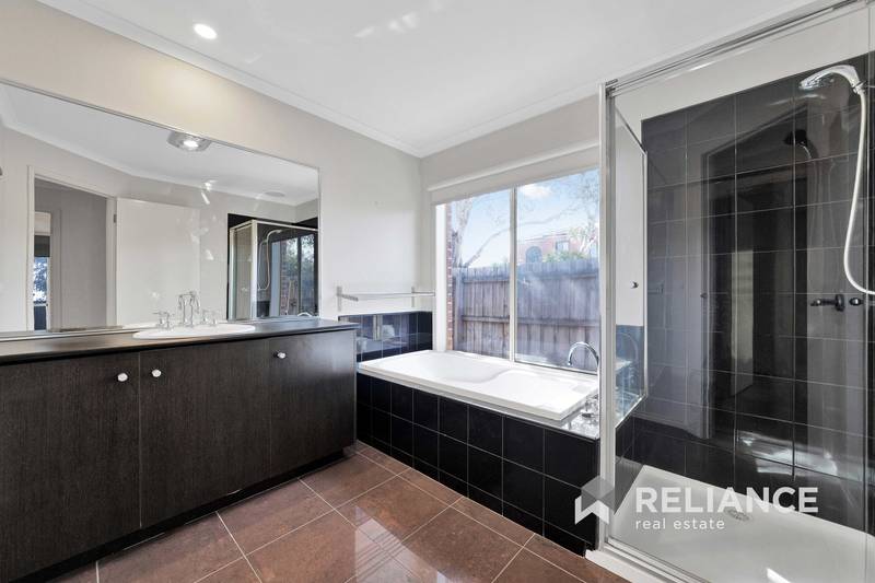 34 Machair Drive, Point Cook, VIC 3030