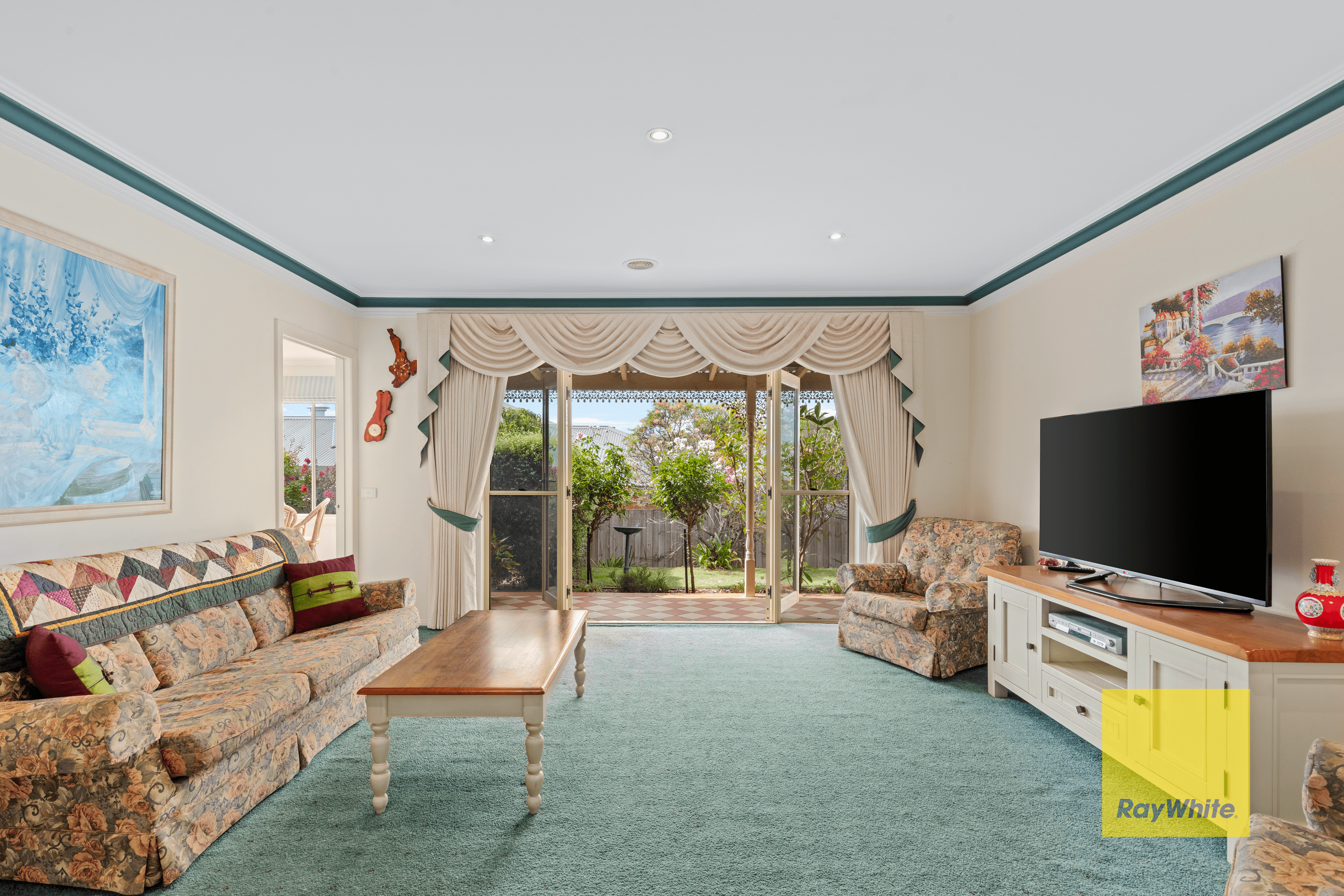 61 Monterey Drive, WAURN PONDS, VIC 3216