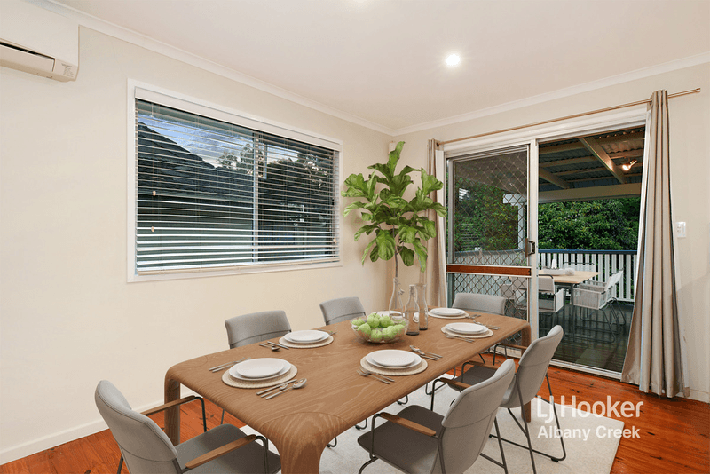 32 Folkstone Avenue, ALBANY CREEK, QLD 4035