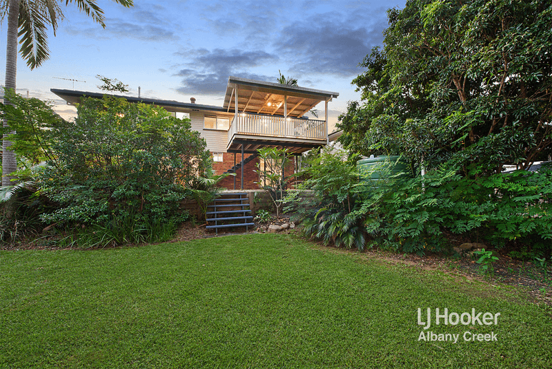 32 Folkstone Avenue, ALBANY CREEK, QLD 4035