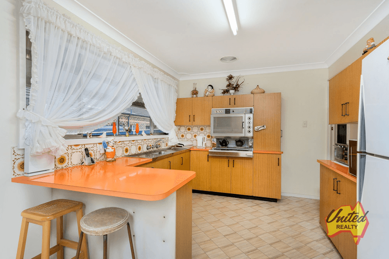 22 Thirlmere Way, Tahmoor, NSW 2573