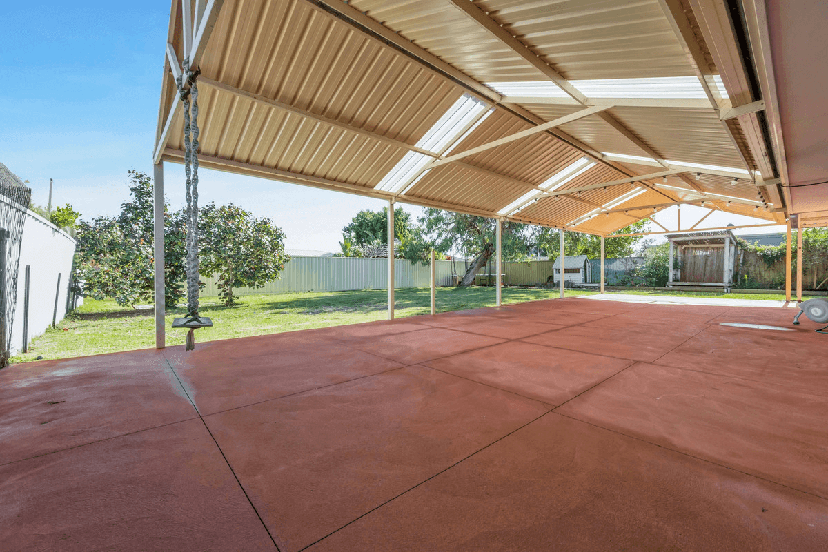 23 Federation Drive, SINGLETON, WA 6175