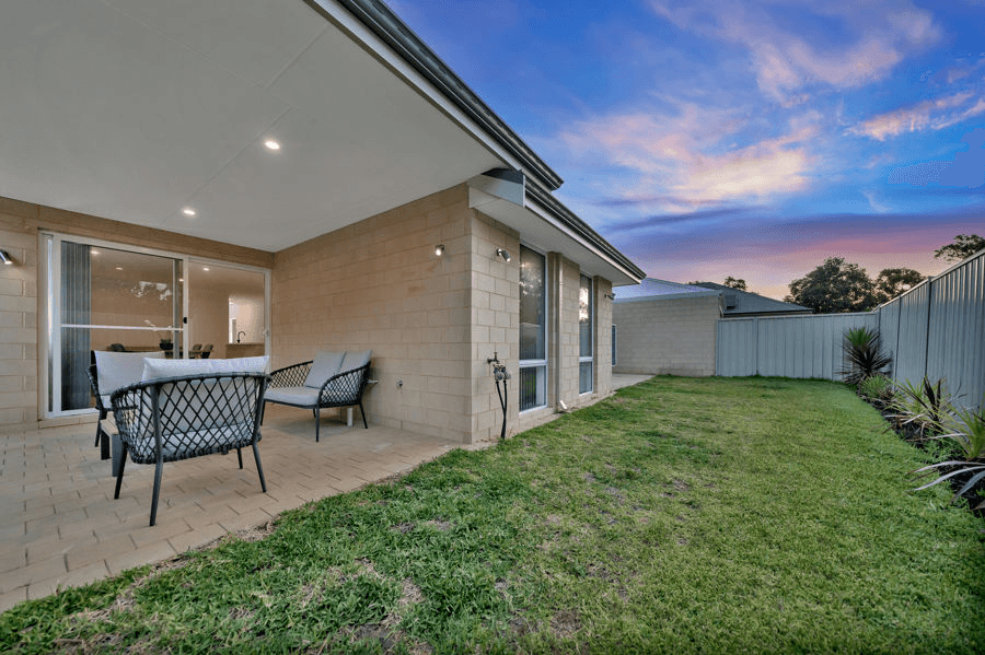 3/8 Christina Street Hazelmere, HAZELMERE, WA 6055