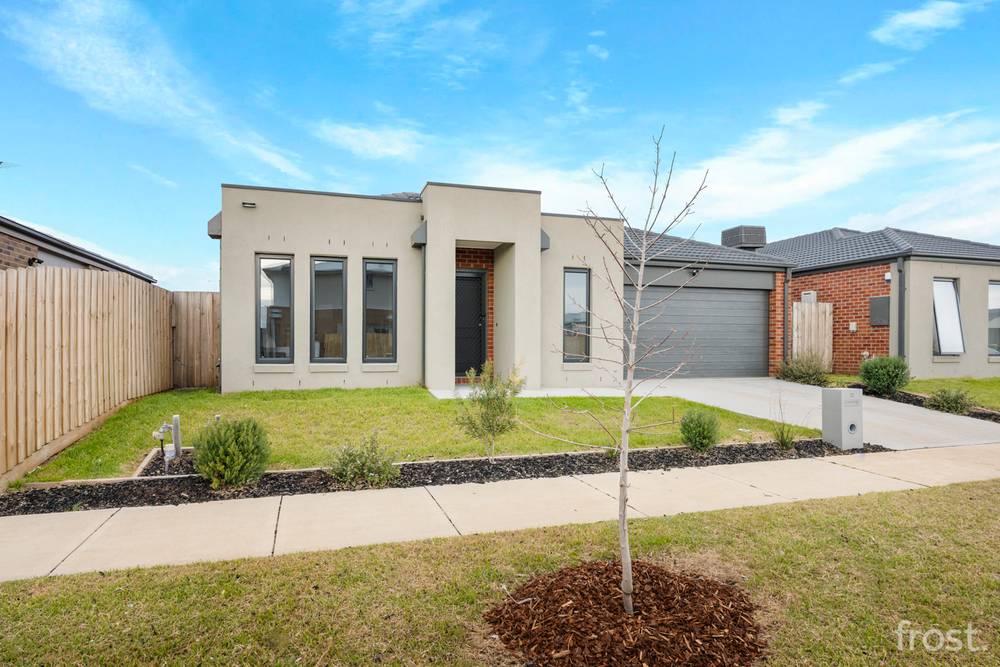 22 Juniperina Circuit, Wallan, VIC 3756